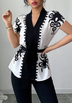Elegant Waist-Cinching Short Sleeve Top