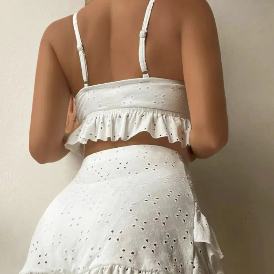 Lace Hip Skirt Swimsuit Three-piece