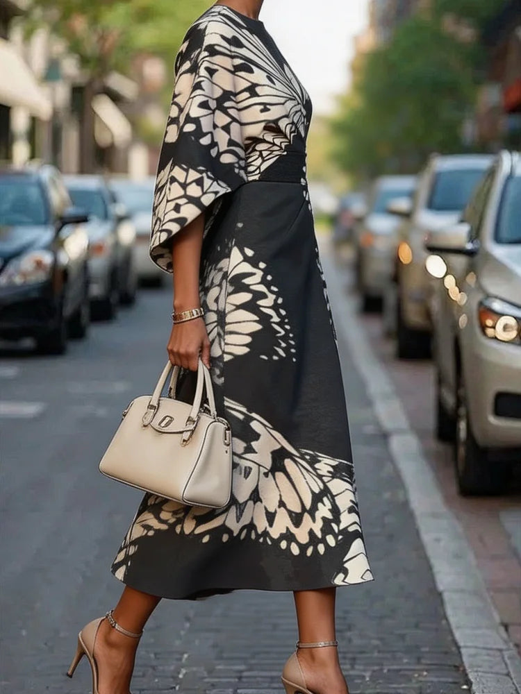 Butterfly Print Batwing Kimono-Style Loose Silhouette