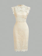Elegant Floral Lace Sheath Dress With Cap Sleeves