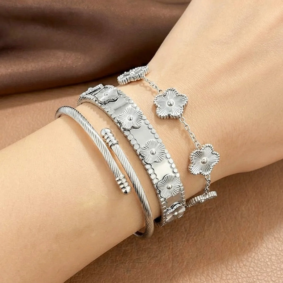 Stainless Steel Women's Clover Bracelet & Bangle Set